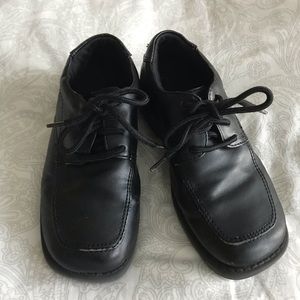 🚨2/$5 SmartFit Dress Shoes Sz 11.5 Kids US